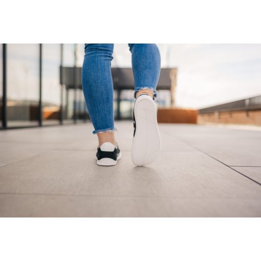 BE LENKA BAREFOOT REBOUND Black and White