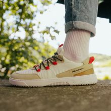 BE LENKA BAREBARICS REVIVE BEIGE&WHITE