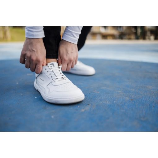 BE LENKA BAREBARICS ZING ALL WHITE