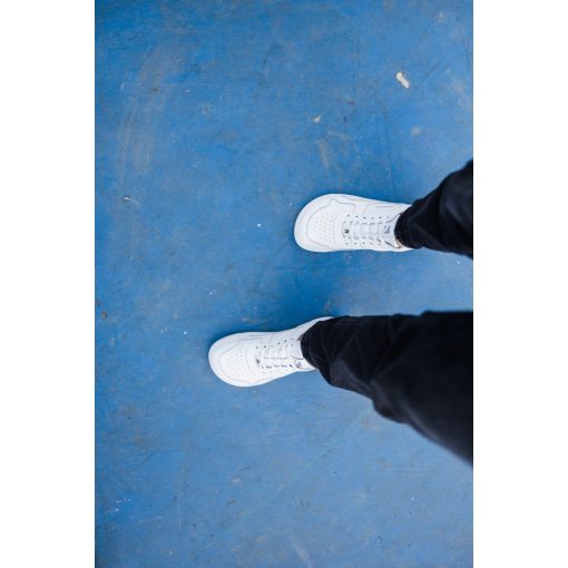 BE LENKA BAREBARICS ZING ALL WHITE