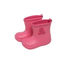 MILASH GUMICSIZMA RÓZSASZÍN